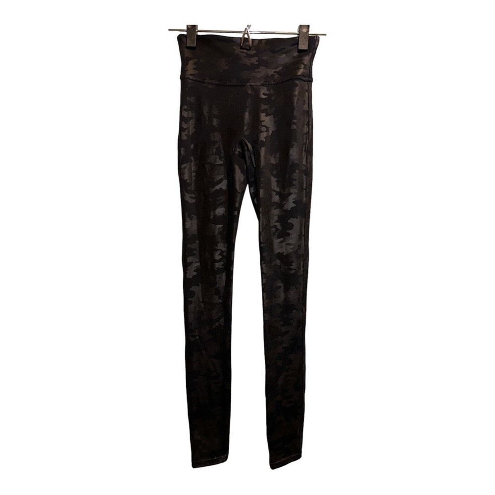 SPANX Look At Me Now Women’s Leggings Size S Black Camo High-Waisted